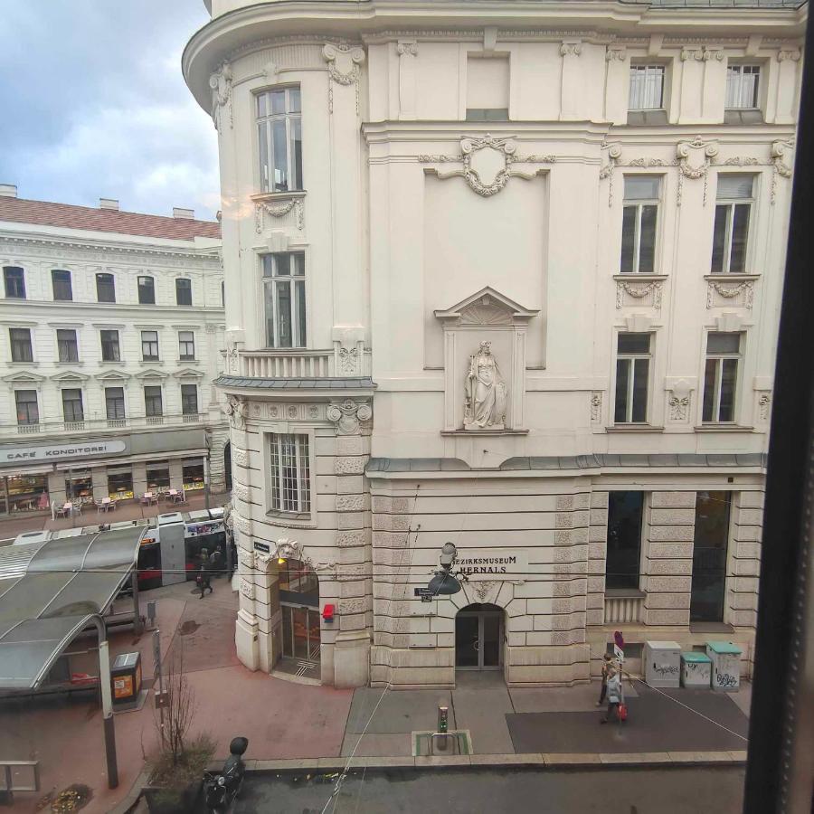 Large 4 Room Apartment In The Center Of Viena Exterior foto